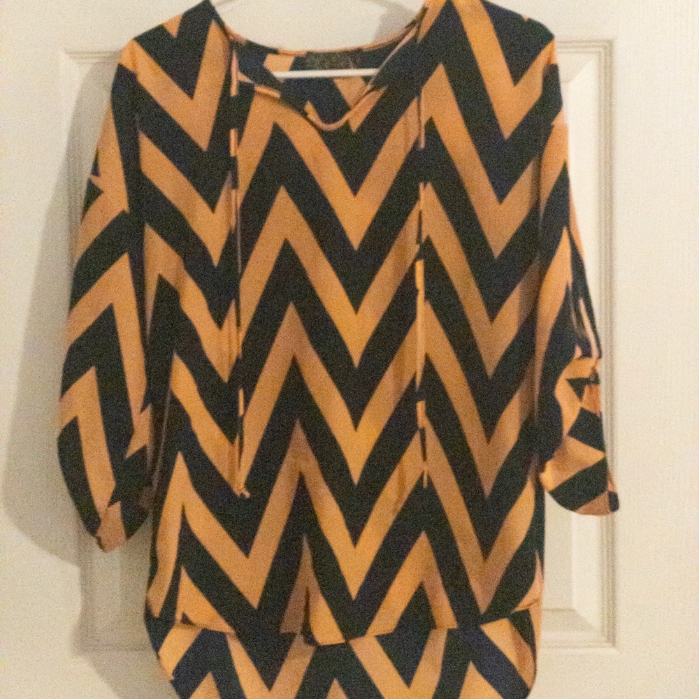 Peach/Navy Chevron Top